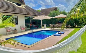 Bangalô Design Carneiros Beach Resort com serviço
